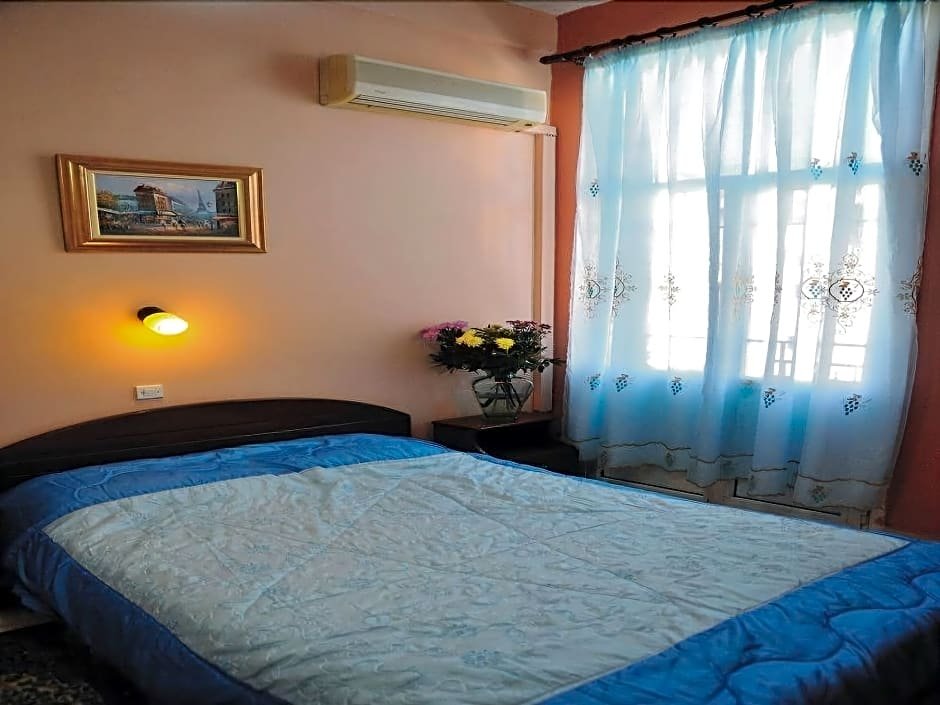 Фото Alexandria Hotel