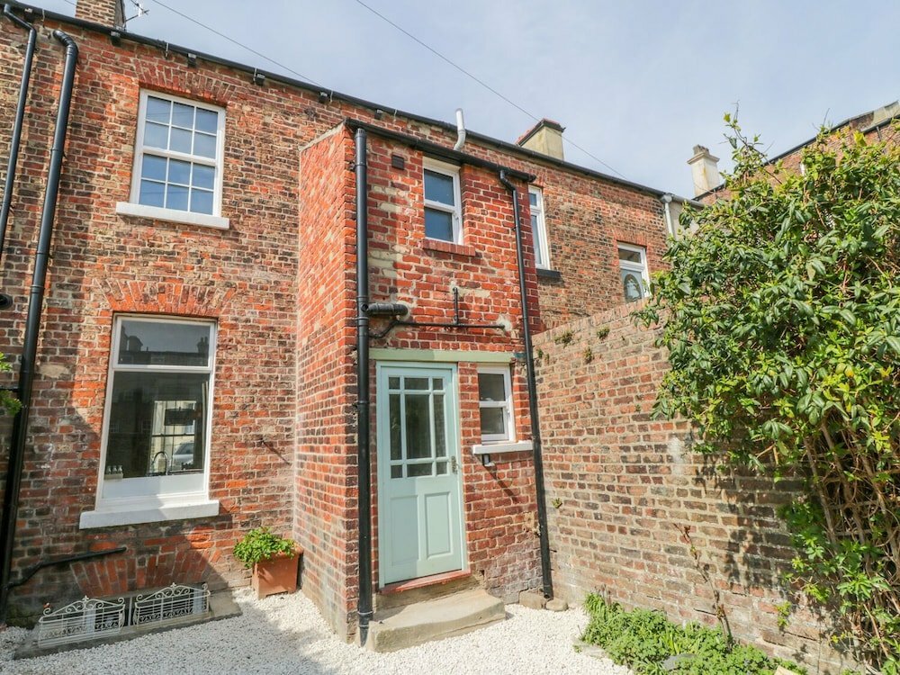 Hotel West Cliff House, Whitby, photo