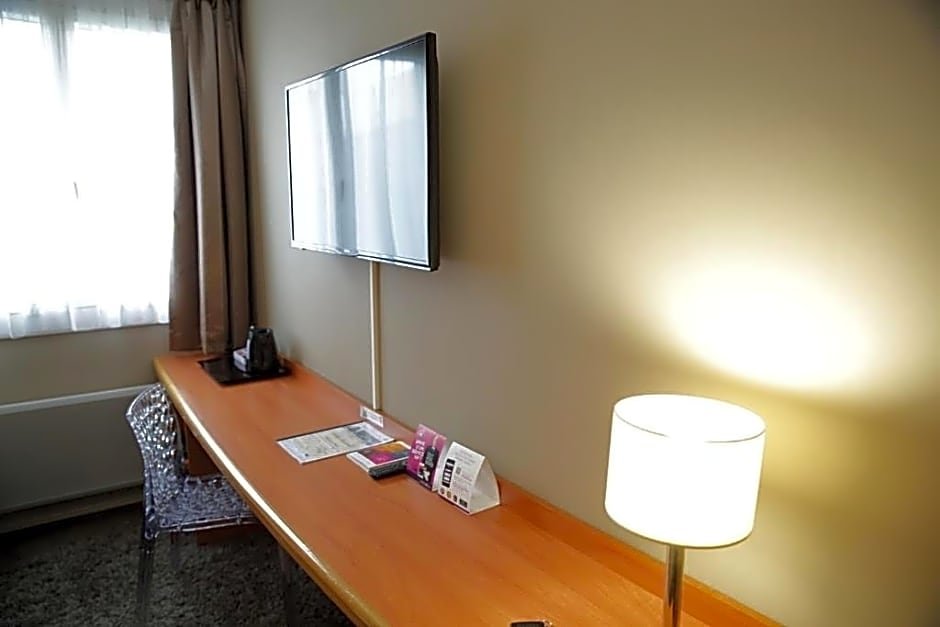 Фото The Originals City, Hôtel La Terrasse, Tours Nord