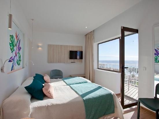 Фото Hotel Anba Romani