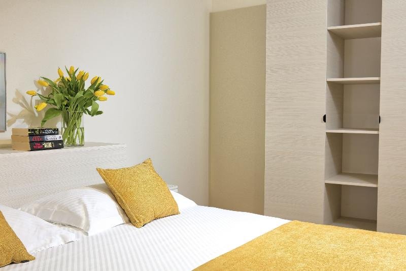 Фото Lausion Apartments