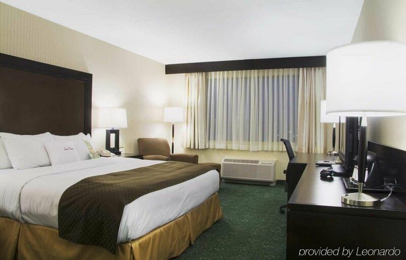 Гостиница DoubleTree by Hilton Chicago - Alsip в Алзипе