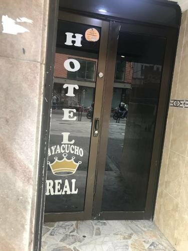 Гостиница Hotel Ayacucho Real в Медельине