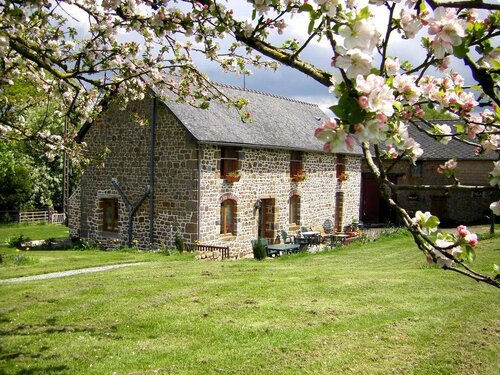 Гостиница La Cloue B&b в Алансоне