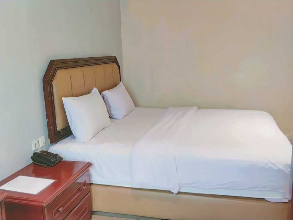 Hotel Wisma Sudirman by Oyo Rooms, Medan, photo