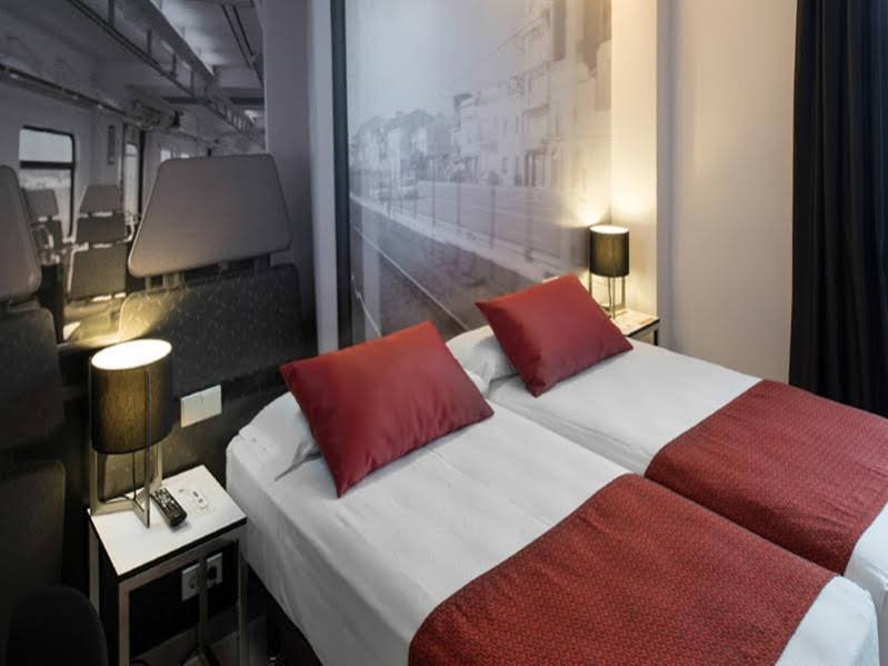 Фото Catalonia Avinyó