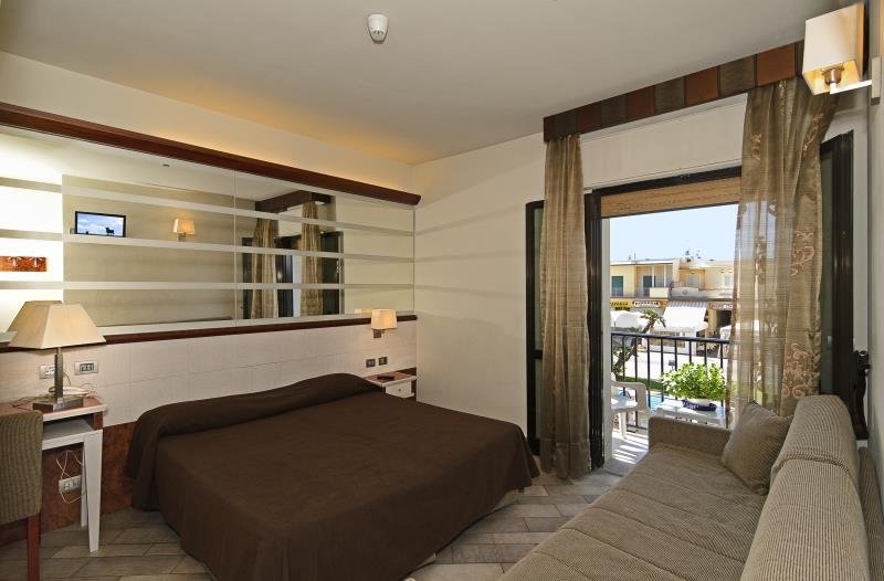Фото Hotel Eden