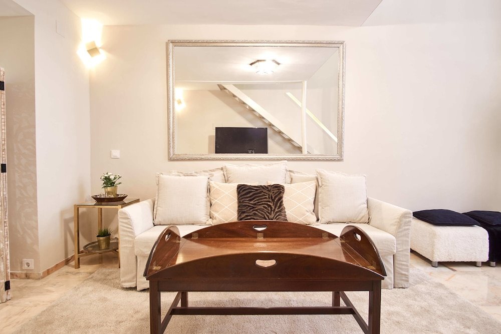 Фото Duplex De Lujo EN Palacio Junto Catedral