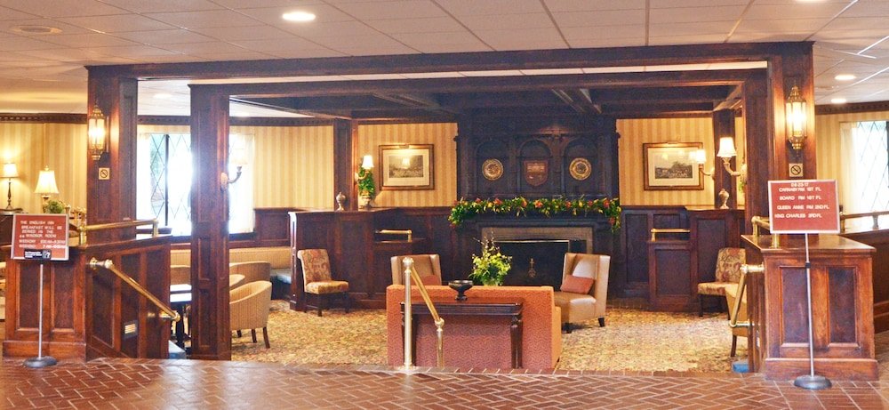 Фото English Inn of Charlottesville