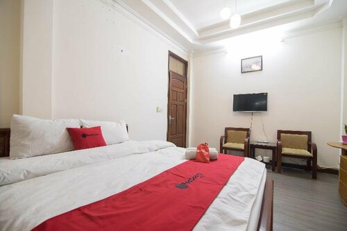 Гостиница RedDoorz near Nha Tho Street в Ханое