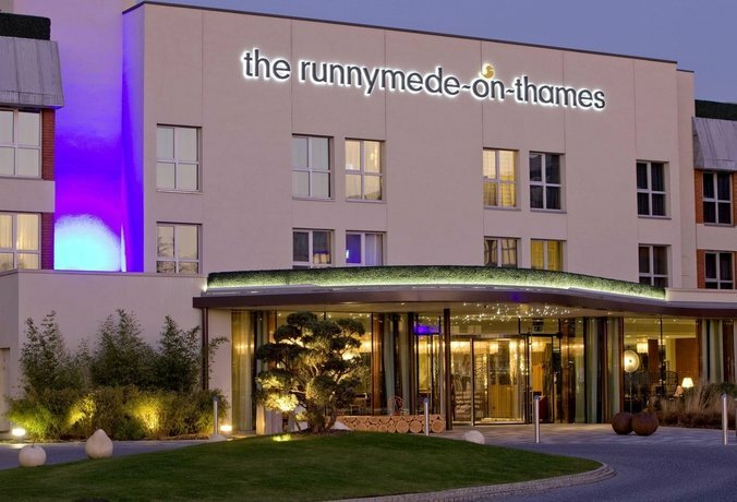 Hotel The Runnymede-On-Thames, England, photo