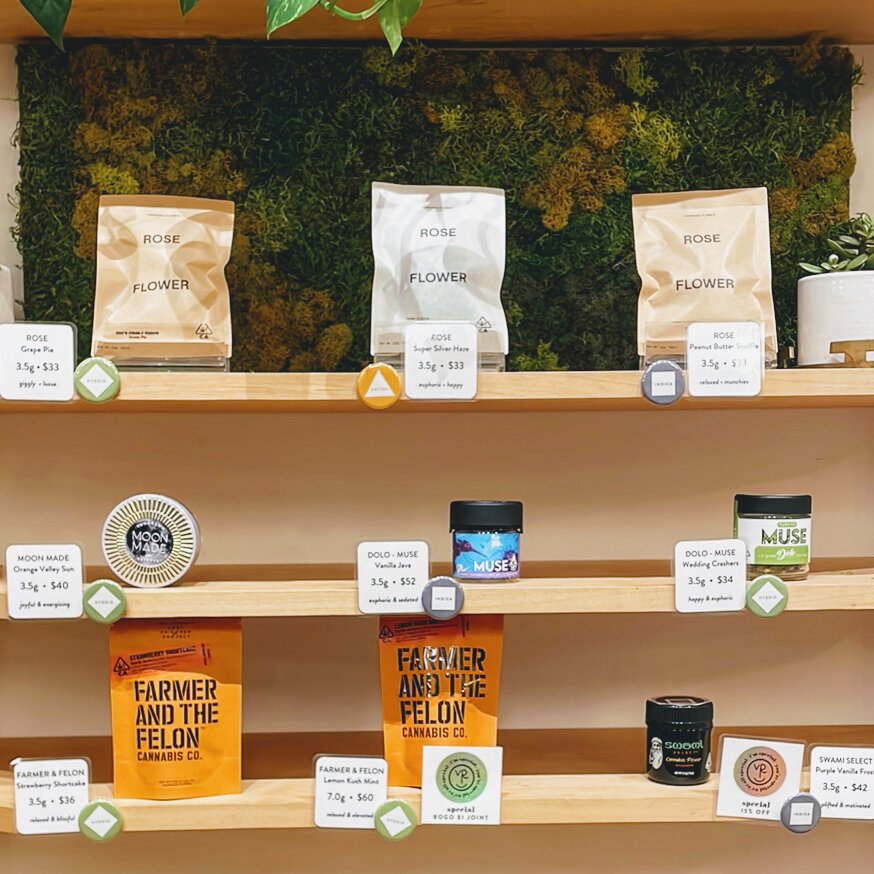 Alternative medicine Vapor Room Weed Dispensary & Delivery Soma, San Francisco, photo