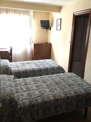 Фото Hostal Hilton
