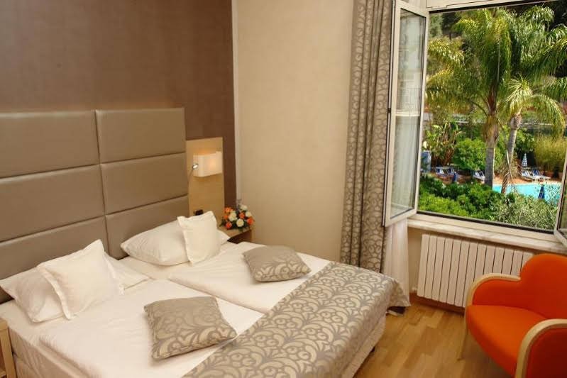 Фото Hotel Villa Elisa