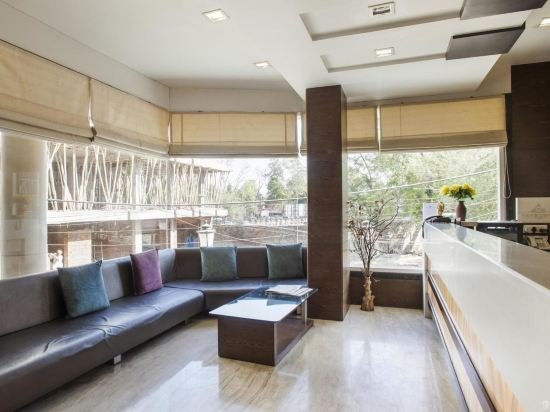 Фото Hotel Shree Narayana