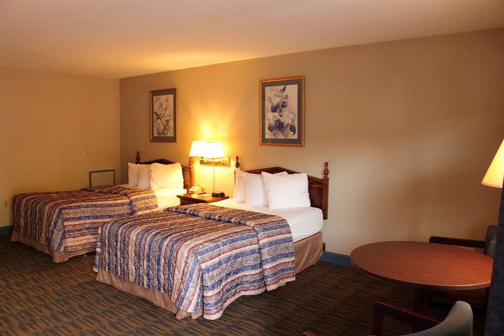 Фото Governor House Inn