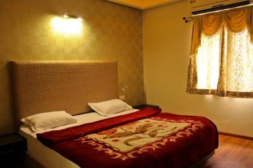 Фото The Palm Resort