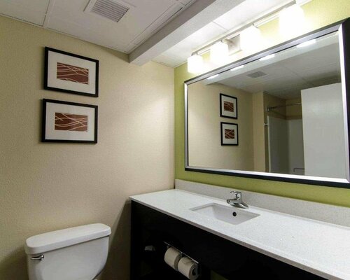 Гостиница Comfort Inn Apex - Holly Springs