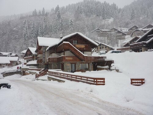 Гостиница Hotel Les Glières