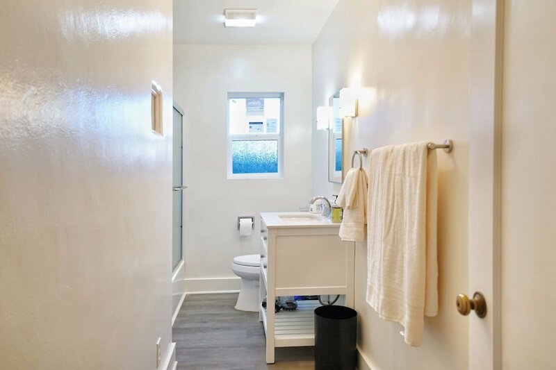 Гостиница Marbella Lane 3br Sfr Duplex San Jose в Сан-Хосе