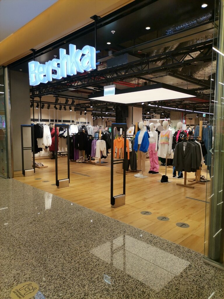 Clothing store Bershka, Moscow, photo