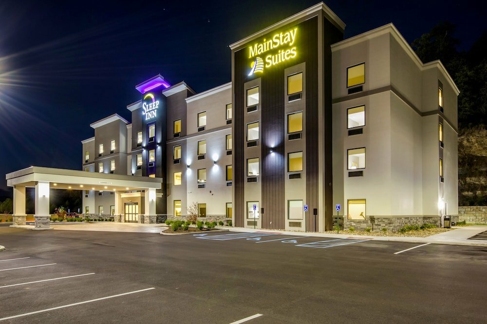 Hotel MainStay Suites Winfield - Teays Valley, State of West Virginia, photo