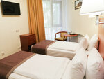 Empire (Polish Rebel Street, 1Б), hotel