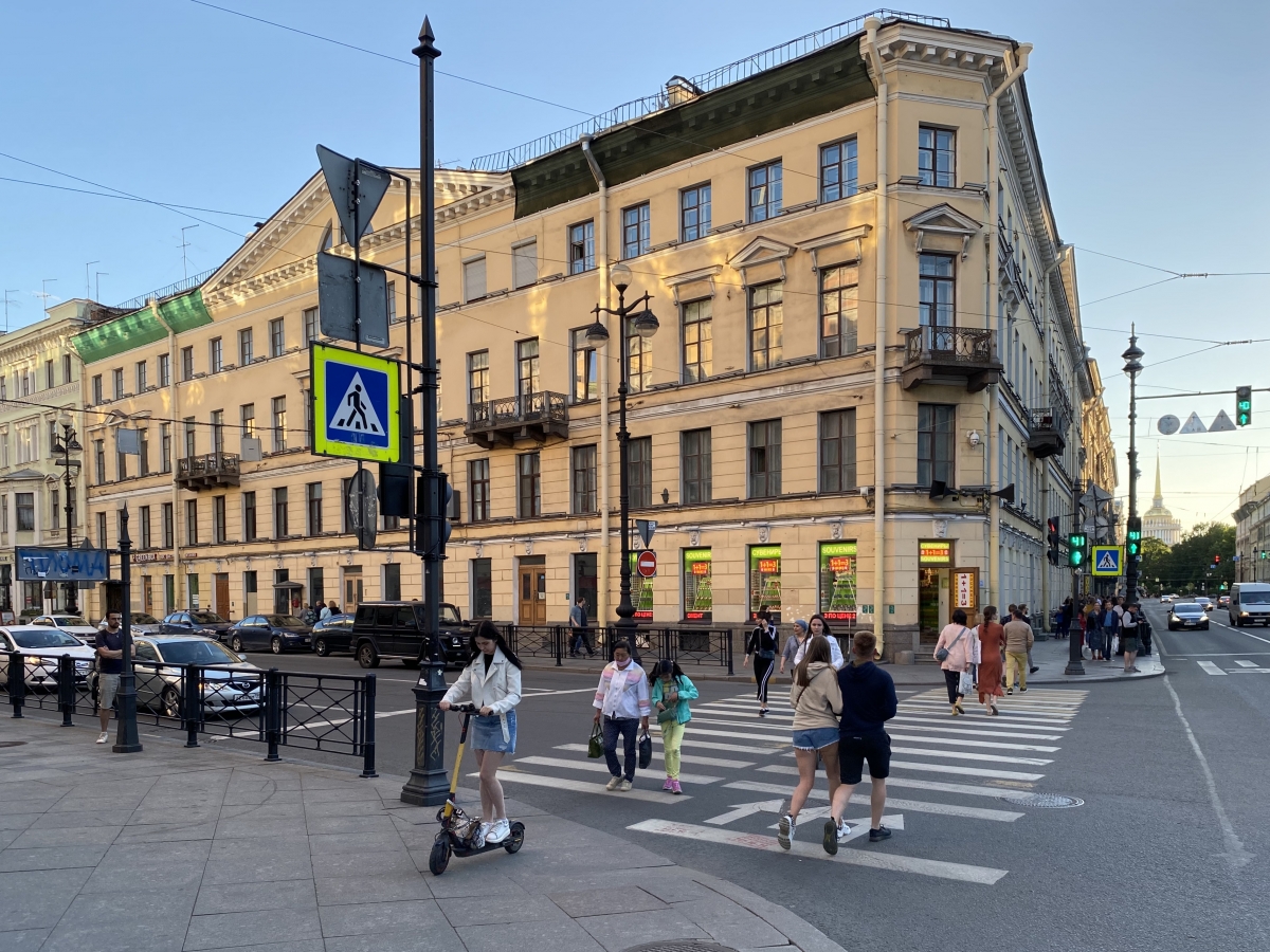 Фото Апартаменты на Невском 13