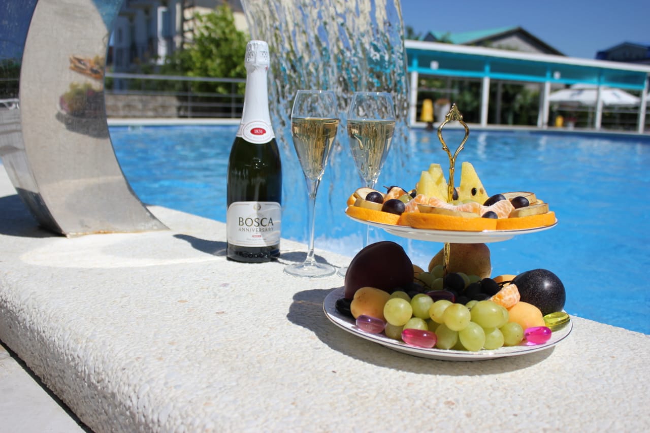 Фото Бирюза - Гранат