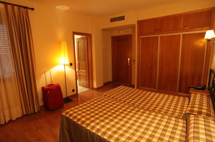 Фото La Bodega Hotel