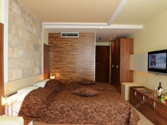 Фото Hunguest Hotel Sun Resort