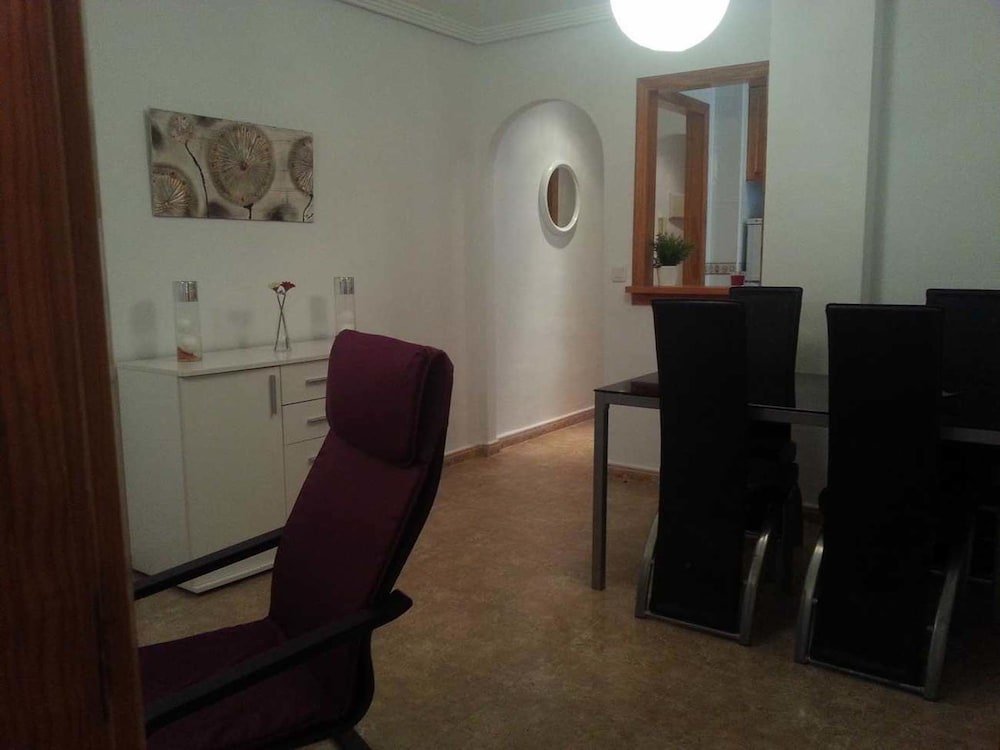 Фото 2 Bedroom Apartment in The Center