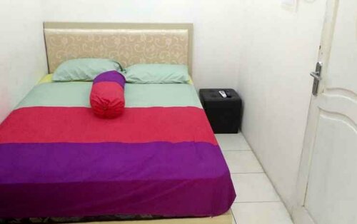 Гостиница Pandawa Guest House Semarang в Семаранге