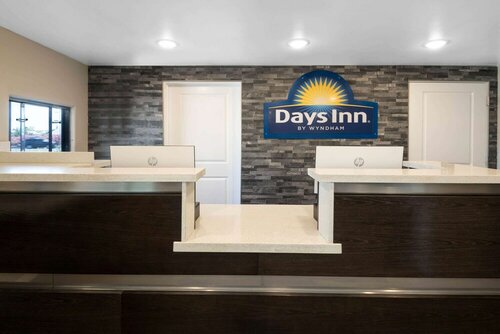 Гостиница Days Inn by Wyndham Galt