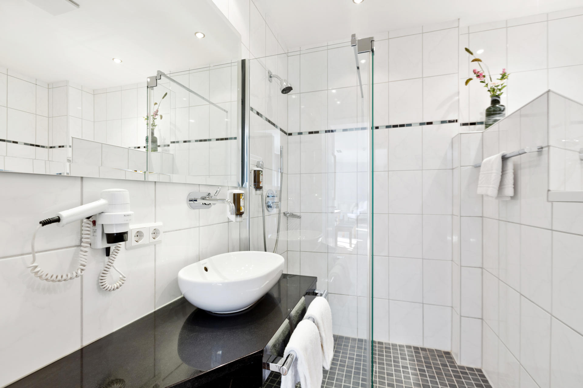 Фото Hotel Rosengarten am Park