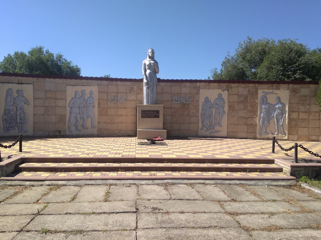 Monument, memorial Братская могила советских воинов, погибших в годы Великой Отечественной войны, Karachay‑Cherkess Republic, photo
