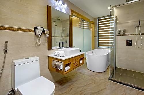 Фото Adina Hotel