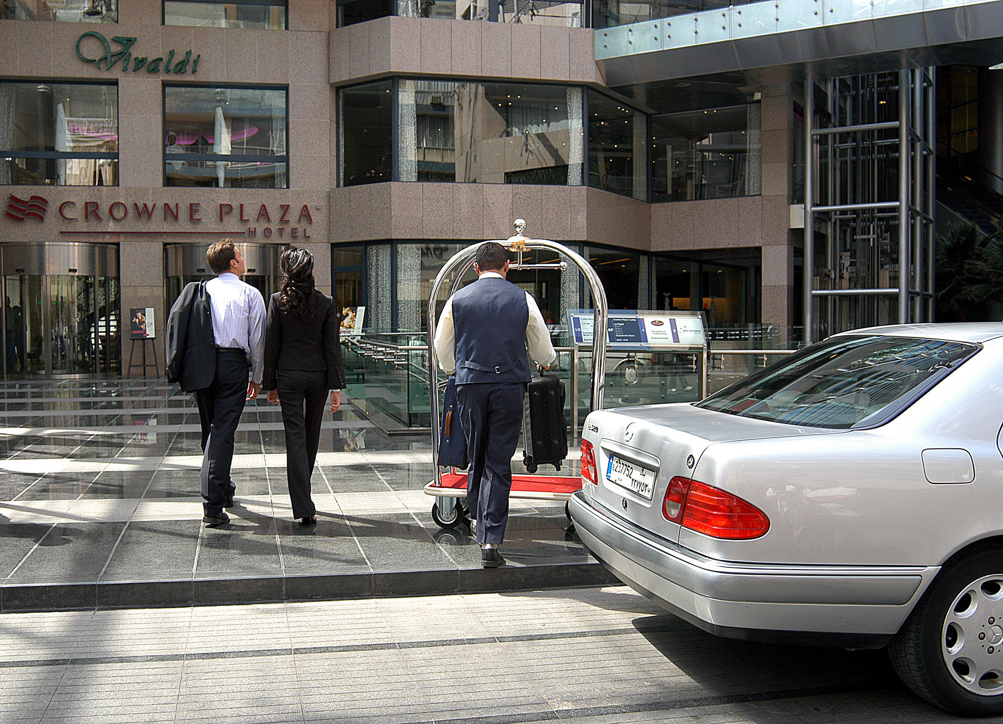 Фото отеля 2