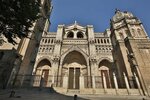 Apartamentos con patio junto a la catedral by Toledo Ap