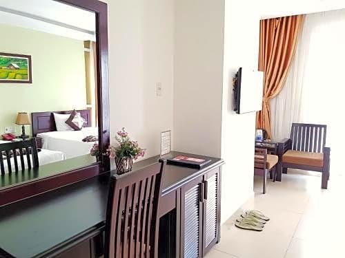 Фото Tay Bac Hotel