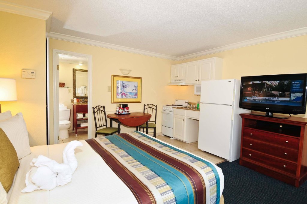 Фото Best Western Plus Grand Strand Inn & Suites