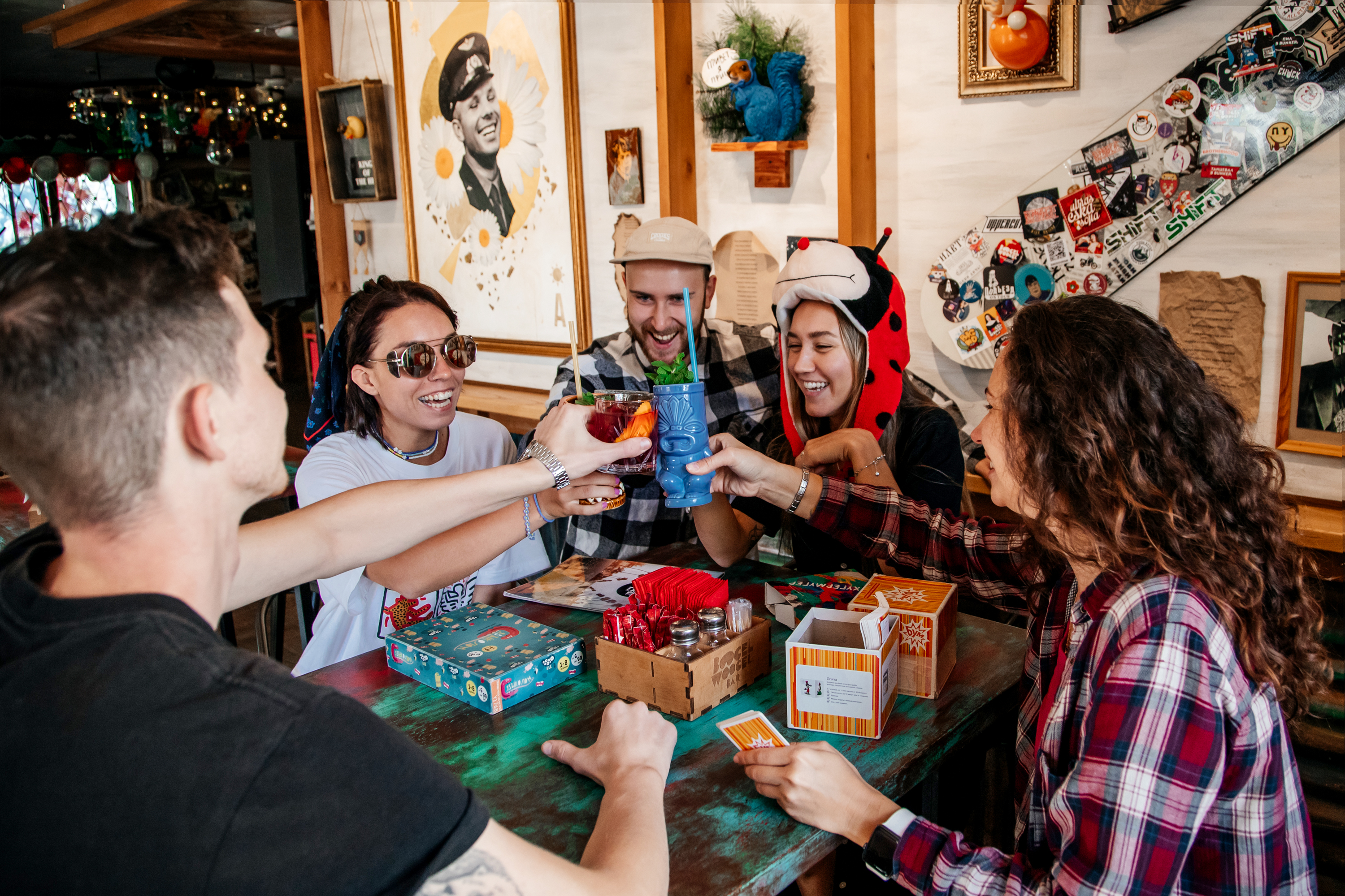 Фото Boogel Woogel Bar & Hotel