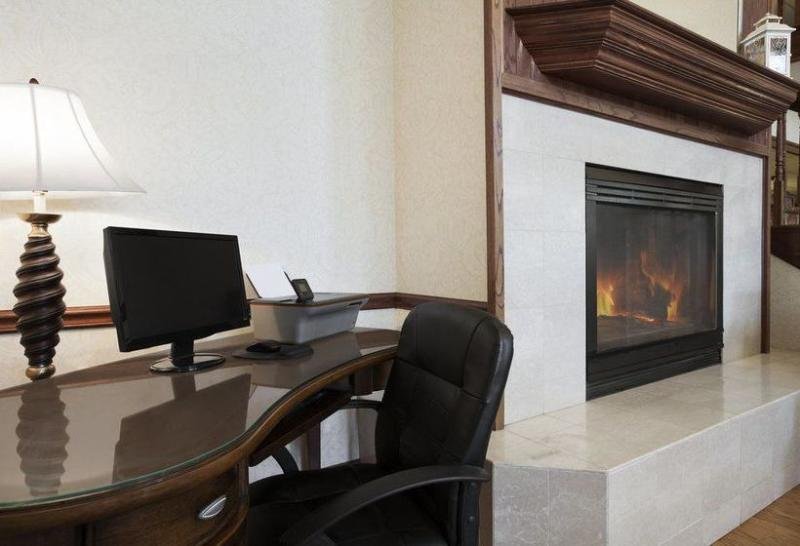 Фото Radisson Hotel Bismarck