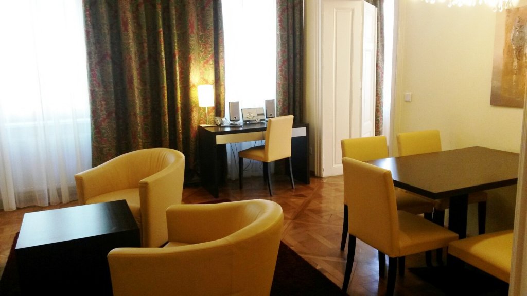 Фото Appartments in der Josefstadt