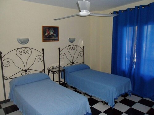 Гостиница Hostal Micaela в Торремолиносе