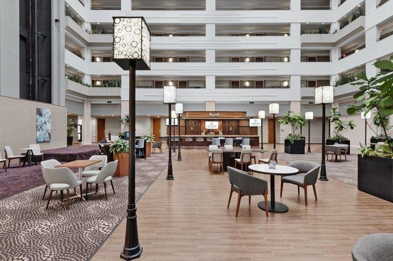 Гостиница Sheraton Suites Chicago O'Hare в Де Плейнс