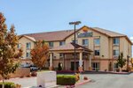 Comfort Inn & Suites Airport