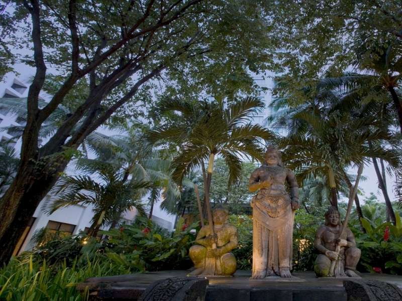 Фото Bumi Surabaya City Resort