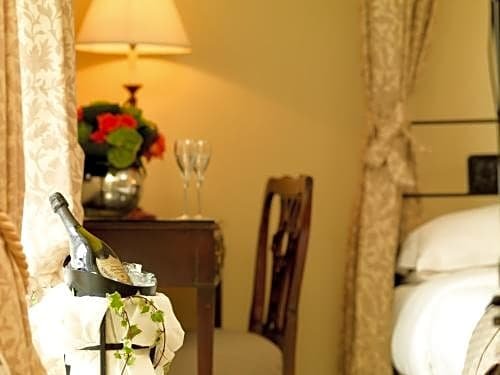 Фото Taplow House Hotel & SPA