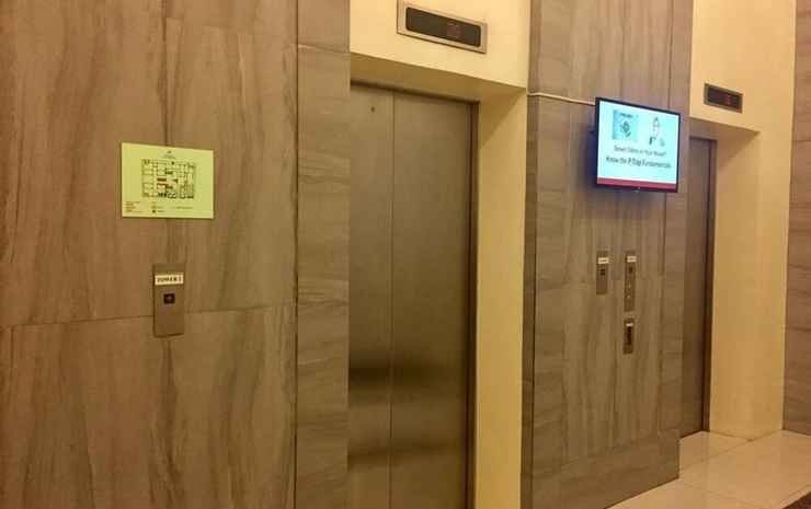 Фото Condoluxe Pioneer Woodlands w Parking